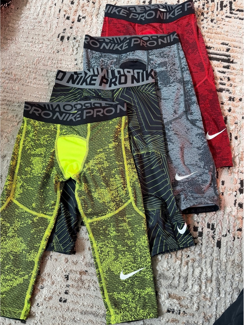 Boys Nike 3/4 compression